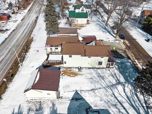 309 S WARRINGTON AVENUE, Cecil, WI 54111