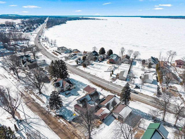 309 S WARRINGTON AVENUE, Cecil, WI 54111