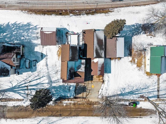 309 S WARRINGTON AVENUE, Cecil, WI 54111