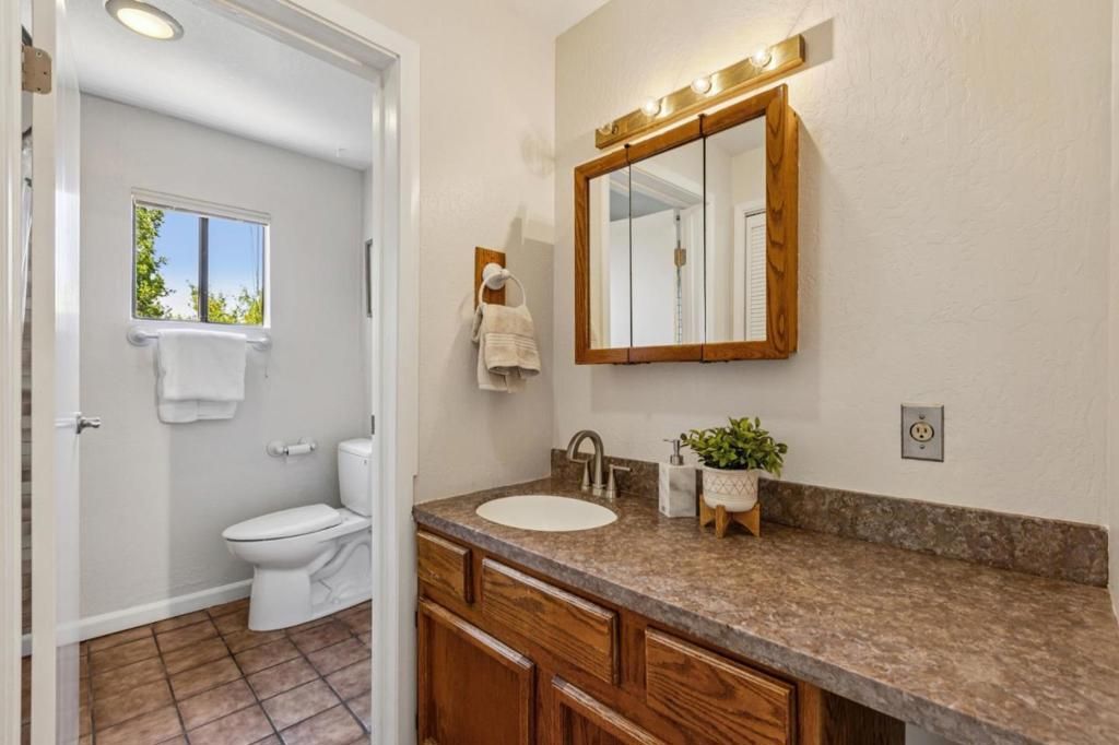 Image 12 of property listing at 16490 Wood Acres Road, Los Gatos, CA 95030