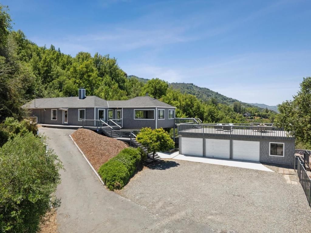 Image 3 of property listing at 16490 Wood Acres Road, Los Gatos, CA 95030