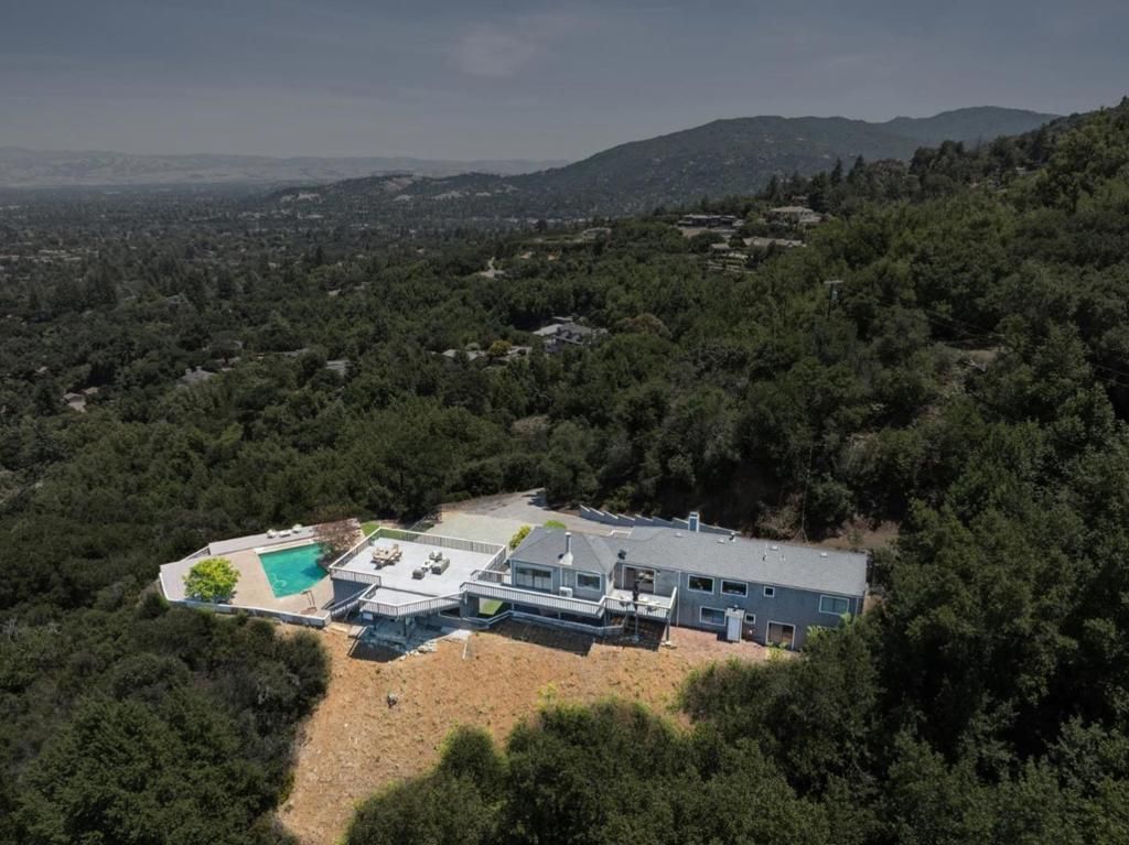 Image 40 of property listing at 16490 Wood Acres Road, Los Gatos, CA 95030