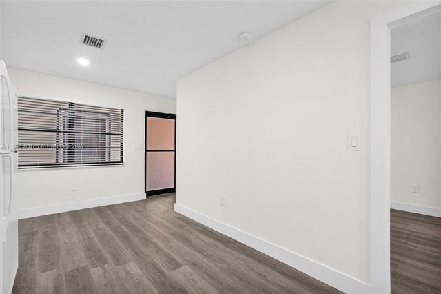 1730 Acapulco Dr 3B, Miramar, FL 33023