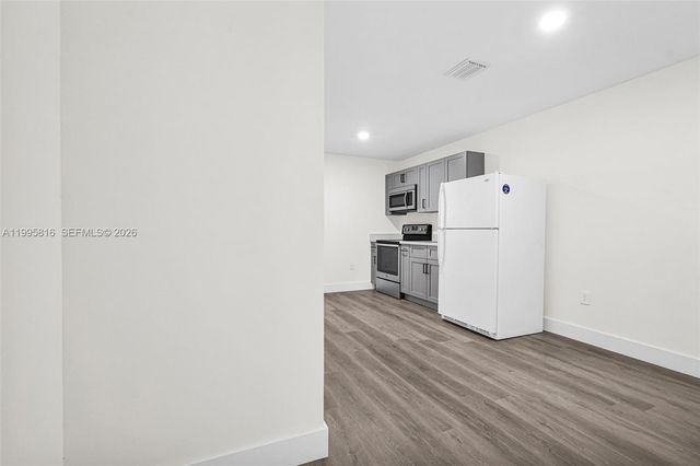 1730 Acapulco Dr 3B, Miramar, FL 33023