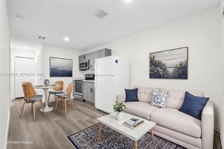 1730 Acapulco Dr 3B, Miramar, FL 33023