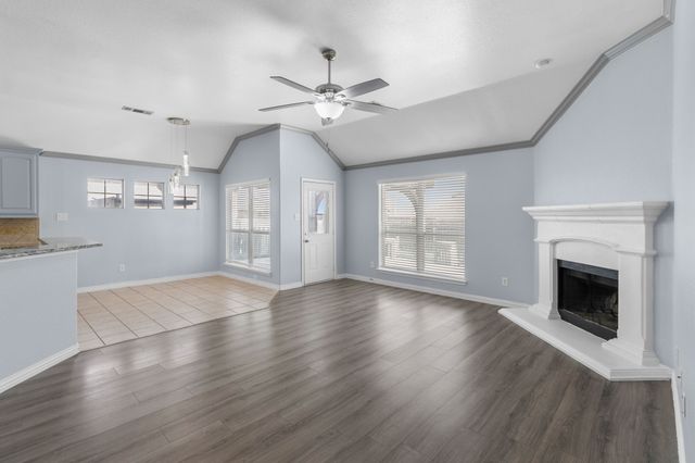 945 Jodie Drive, Weatherford, TX 76087