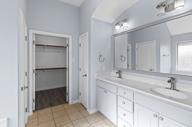945 Jodie Drive, Weatherford, TX 76087