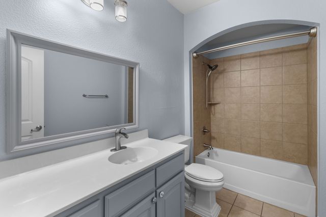 945 Jodie Drive, Weatherford, TX 76087