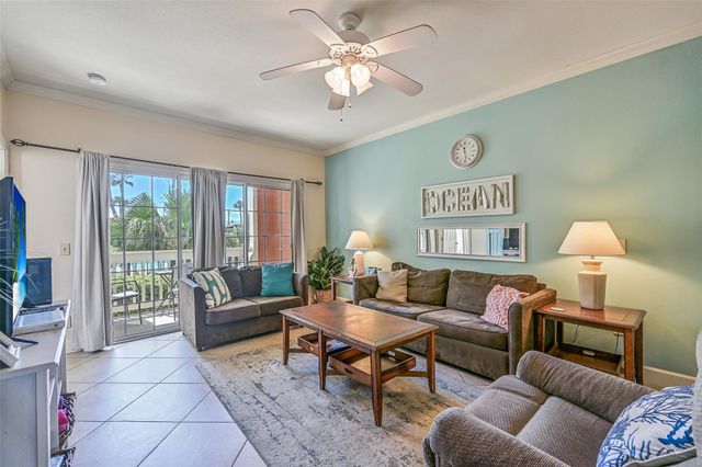 7000 Seawall Boulevard 811, Galveston, TX 77551