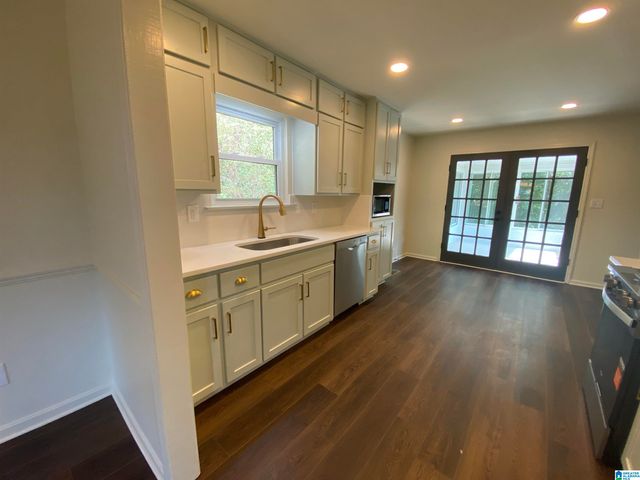 430 STONEBRIDGE ROAD, Irondale, AL 35210
