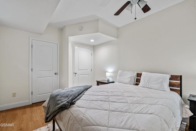 2803 Mary Ridge Farm Road, Sevierville, TN 37862