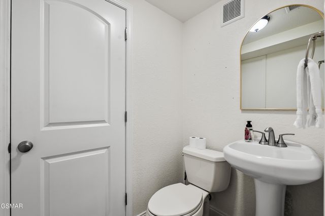 2803 Mary Ridge Farm Road, Sevierville, TN 37862