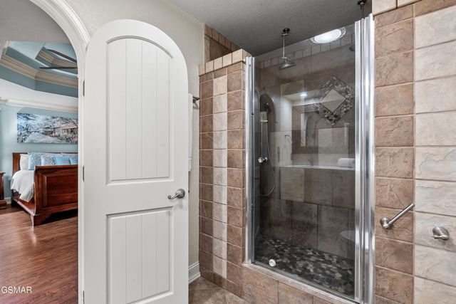 2803 Mary Ridge Farm Road, Sevierville, TN 37862