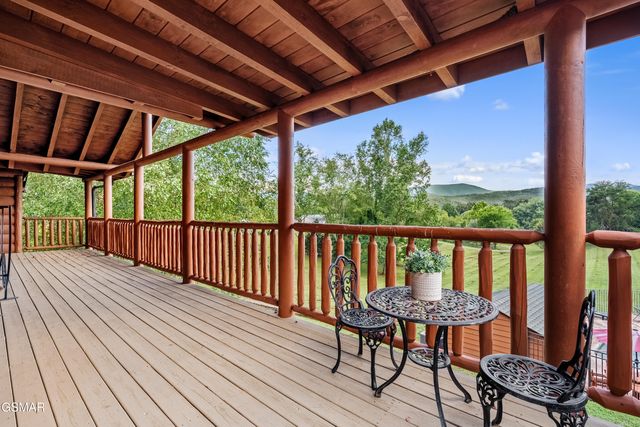 2803 Mary Ridge Farm Road, Sevierville, TN 37862