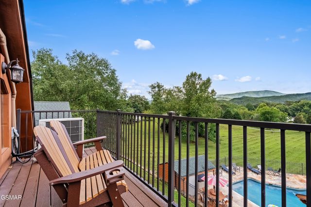 2803 Mary Ridge Farm Road, Sevierville, TN 37862