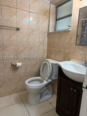 8840 Fontainebleau Blvd 303, Miami, FL 33172