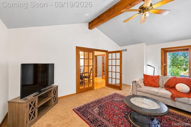1192 Nicklaus Drive, Troy, MI 48085