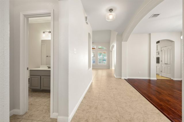 715 Wood Mesa CT, Round Rock, TX 78665