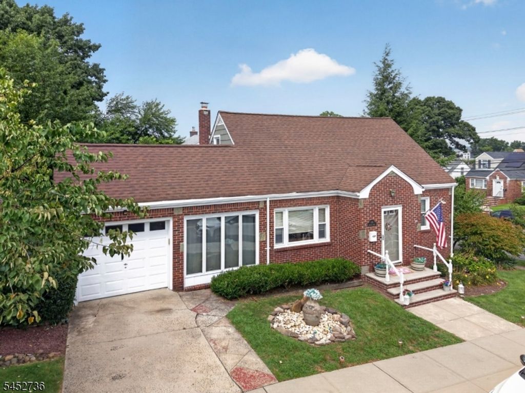 129 Belmohr St, Belleville Twp., NJ 07109 — photo 2