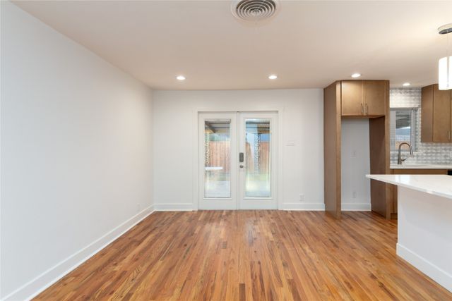 1241 Stevens Ridge Drive, Dallas, TX 75211