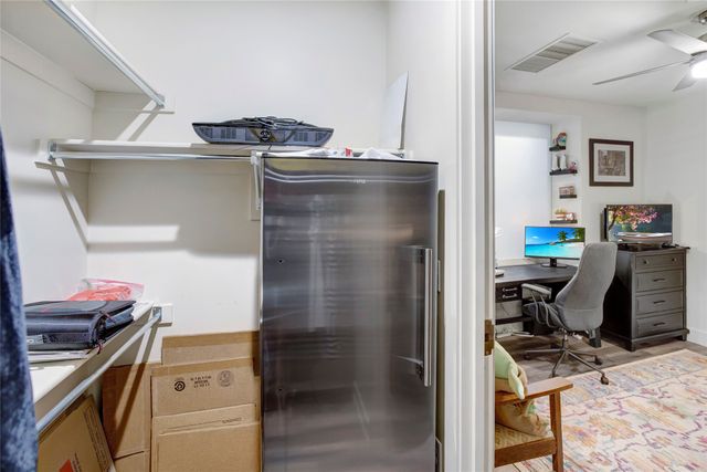 2600 W 7th Street 2454, Fort Worth, TX 76107