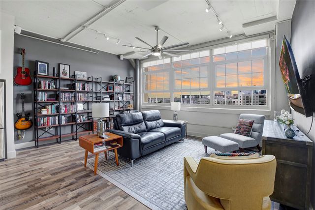 2600 W 7th Street 2454, Fort Worth, TX 76107