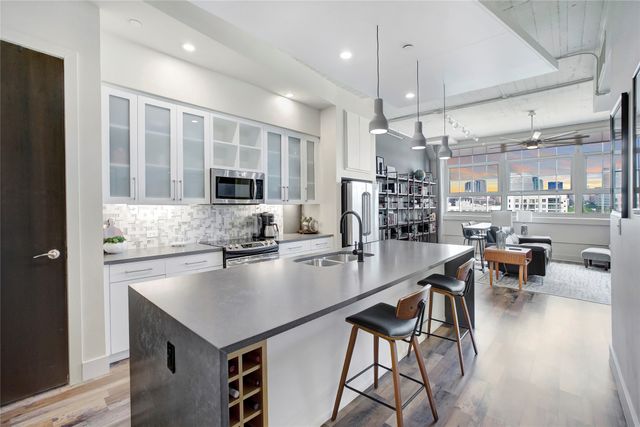 2600 W 7th Street 2454, Fort Worth, TX 76107