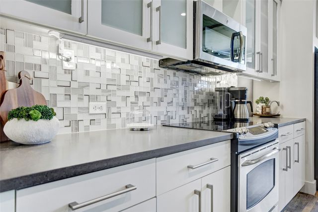 2600 W 7th Street 2454, Fort Worth, TX 76107