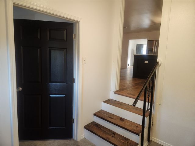 2913 Honeysuckle Lane, Russellville, AR 72801