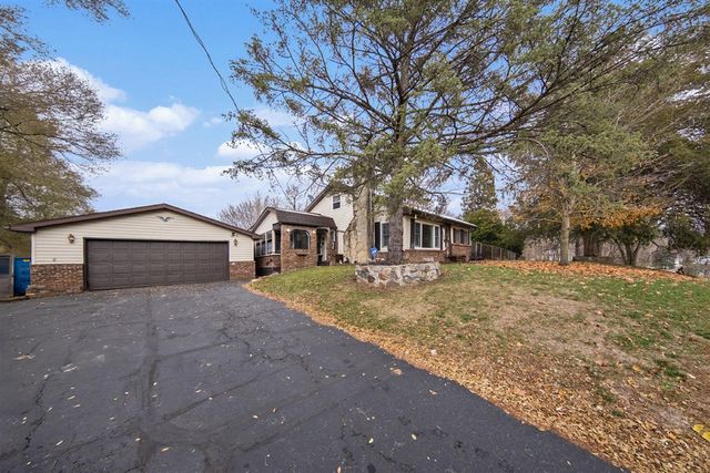 120 W Liberty Road, Clarklake, MI 49234