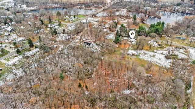 120 W Liberty Road, Clarklake, MI 49234