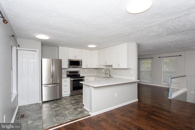 6428 BEAR CT, Waldorf, MD 20603