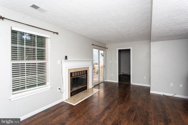 6428 BEAR CT, Waldorf, MD 20603