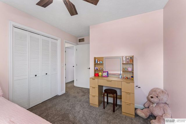 1235 S 169th Street, Omaha, NE 68130