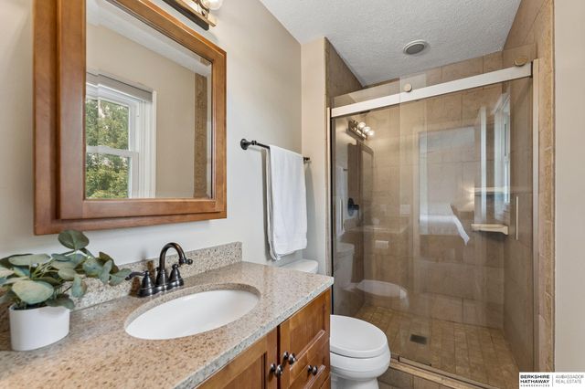 1235 S 169th Street, Omaha, NE 68130