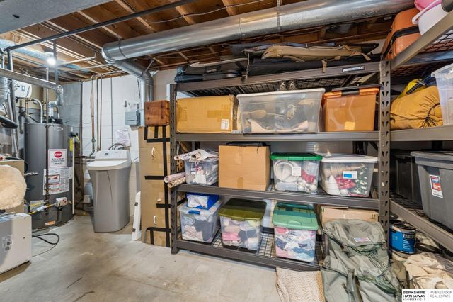 1235 S 169th Street, Omaha, NE 68130