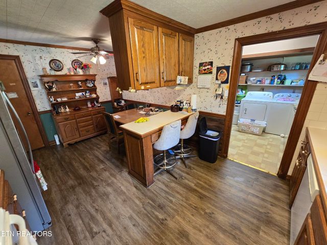 76 Daisy Ave, Crossville, TN 38555