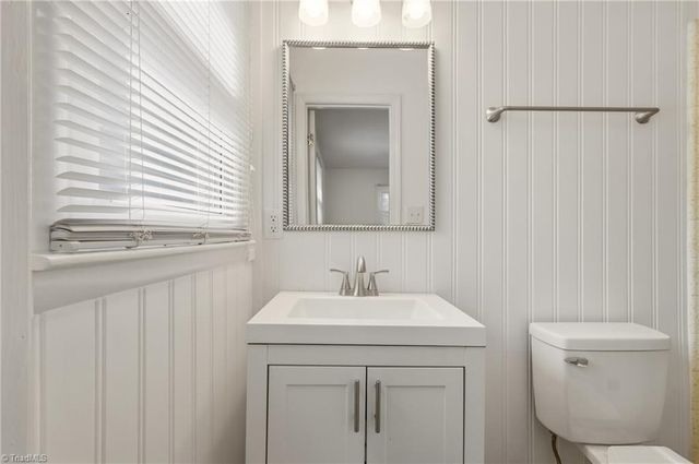1609 Seven Oaks Place, High Point, NC 27265
