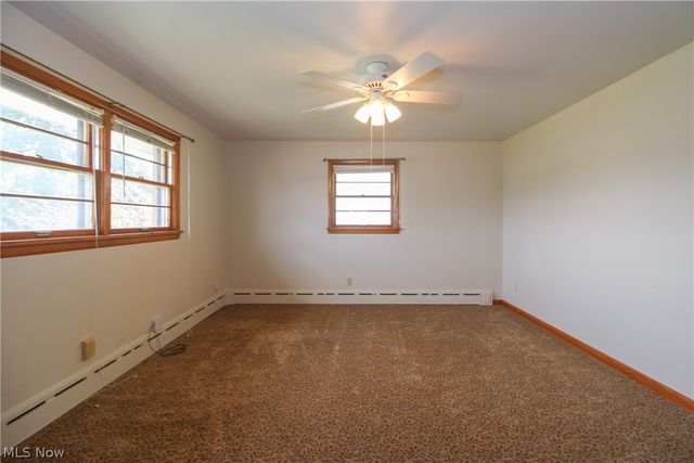 66 S Beverly Avenue, Austintown, OH 44515