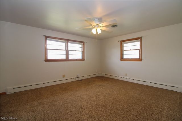 66 S Beverly Avenue, Austintown, OH 44515