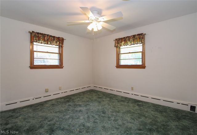 66 S Beverly Avenue, Austintown, OH 44515