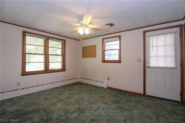 66 S Beverly Avenue, Austintown, OH 44515