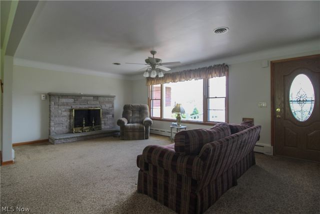 66 S Beverly Avenue, Austintown, OH 44515