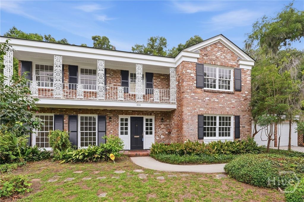 5729 Colonial Drive, Savannah, GA 31406