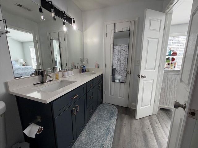 10900 Wittenridge Drive I4, Alpharetta, GA 30022