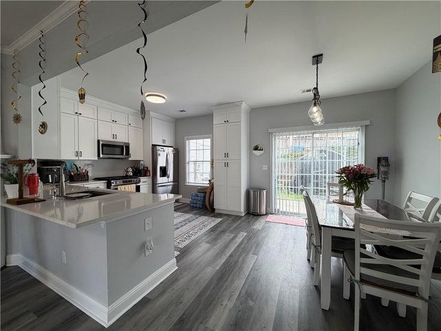 10900 Wittenridge Drive I4, Alpharetta, GA 30022