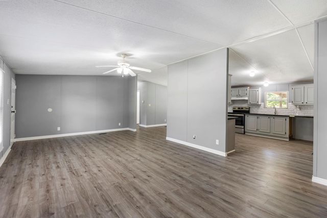 31218 Wide Oak Circle, Magnolia, TX 77355