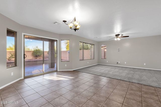 29272 N YELLOW BEE Drive N, San Tan Valley, AZ 85143