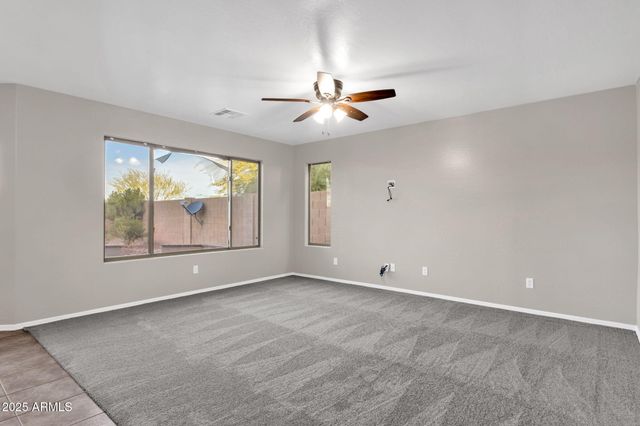 29272 N YELLOW BEE Drive N, San Tan Valley, AZ 85143