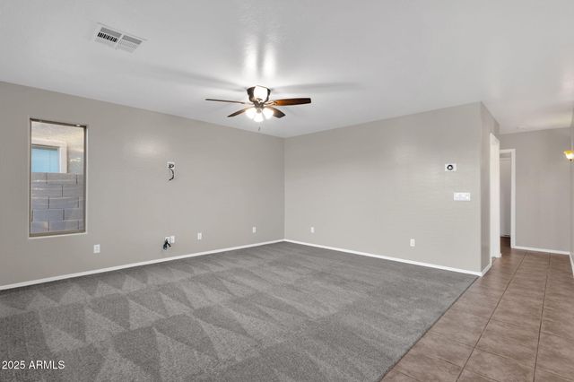 29272 N YELLOW BEE Drive N, San Tan Valley, AZ 85143